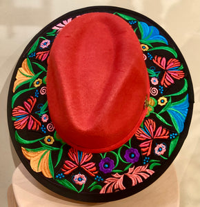 DM1-200 Cowboy Hat Embroidered Butterfly