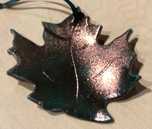 JMW-144 Ornament Maple Leaf