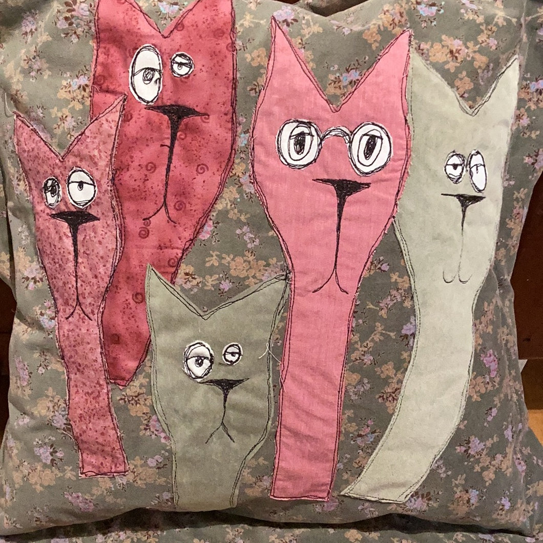 DM2-053 Grey/ Pink Cat Pillow