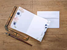 AI1-051 Greeting Note Cards "Blush Botanical Floral"