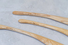 FF2-070 Crescent Spatula