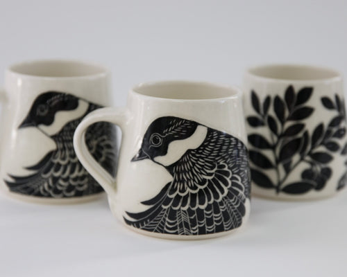 AK1-001 Ceramic Mug Black & White w Bird design