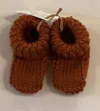 LG1-15 Baby Booties