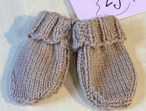 LG1-05 Infant Knit Mitts