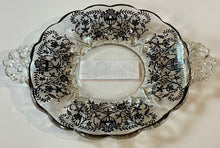 VTED1-138 Antique Cookie Plate w/ Filigree Handles