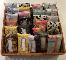 DM2-173 Re-usable Fabric Tissue Holder