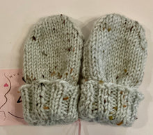 LG1-05 Hand Knitted Baby Mittens