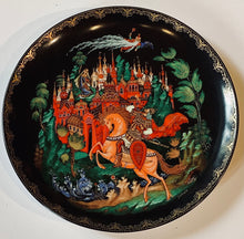 VTED1-139 Decorative Wall Plate w/ Knight and Castle