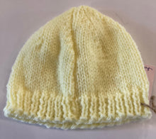 LG1-16 Hand Knitted Baby Hat