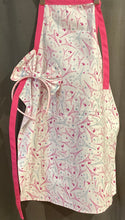 DM1-32 Girls Reversible Aprons