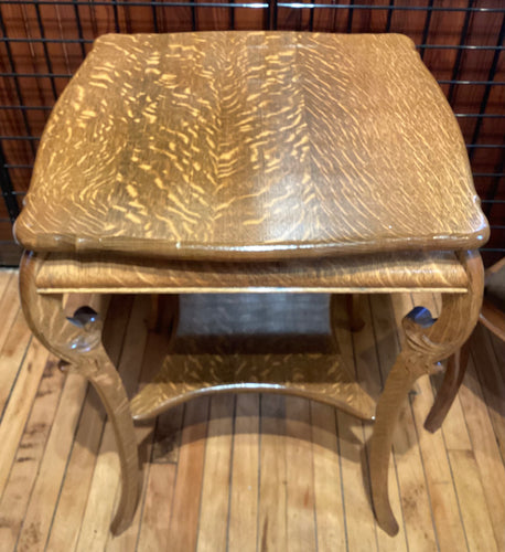 MN1-014 Antique Quarter Sawn Oak Side Table