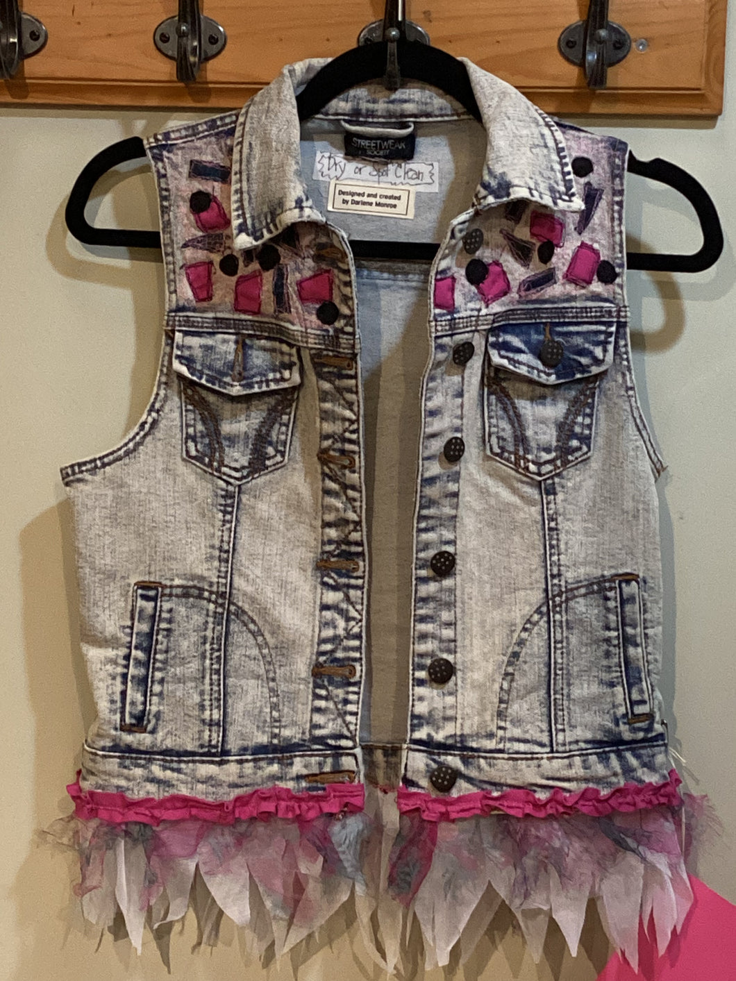 DM2-138 *Petite Denim Pink Vest