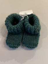 LG1-15 Hand knitted Baby Booties