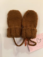 LG1-05 Hand Knitted Baby Mittens