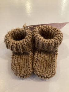 LG1-15 Hand knitted Baby Booties