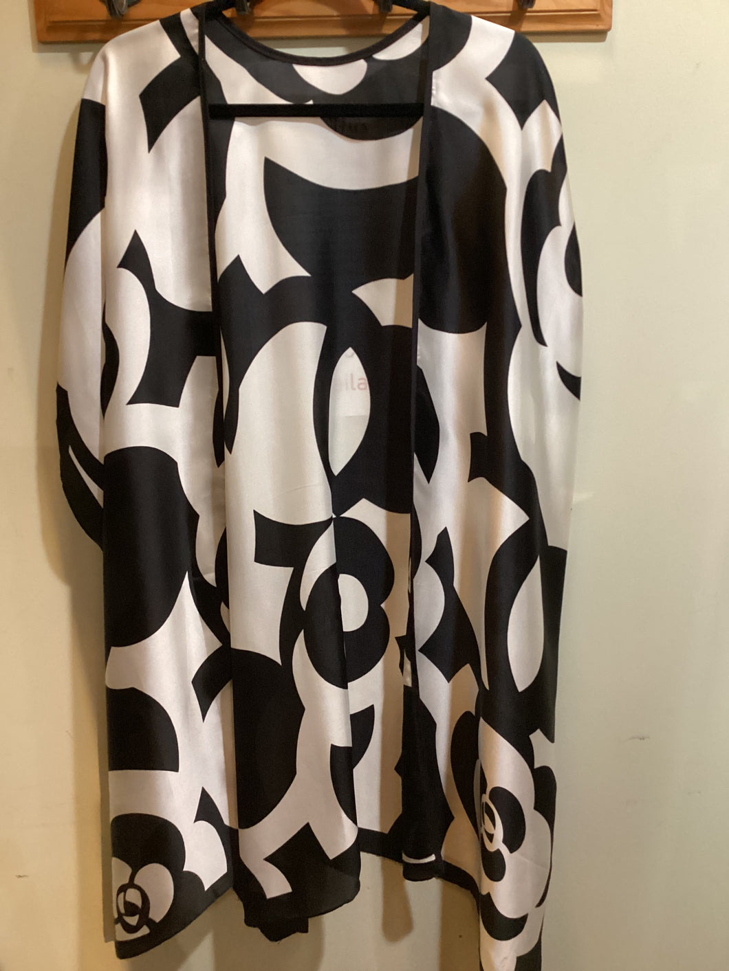 SP1-124 *Kimono w Sleeves Abstract
