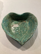 BB2-016 Small Clay Heart Shape Bowl