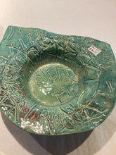BB2-019 Clay Leaf Bowl