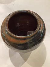 MN1-032 Pottery Studio Brown Vase