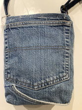 DM2-167 Denim Cross Body Purse