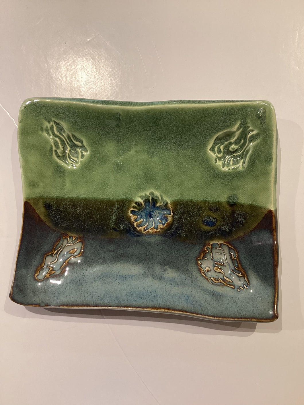 MN1-041 Studio Pottery Plate