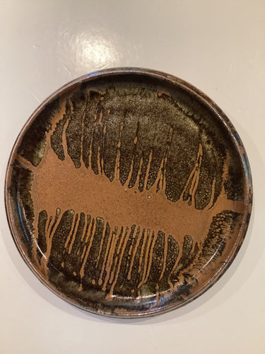 MN1-047 Studio Pottery Plate
