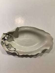 MN1-064 "Lynn Stewart" Pottery Dish