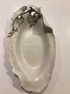 MN1-064 "Lynn Stewart" Pottery Dish