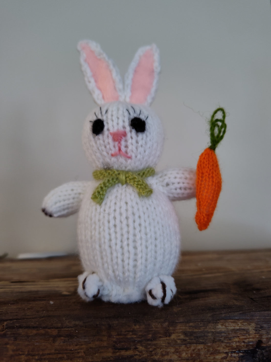 FC1-142 Easter Bunny Figurine