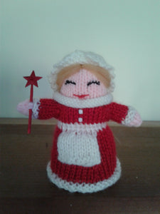 FC1-110 Mrs. Clause w White Hat Figurine