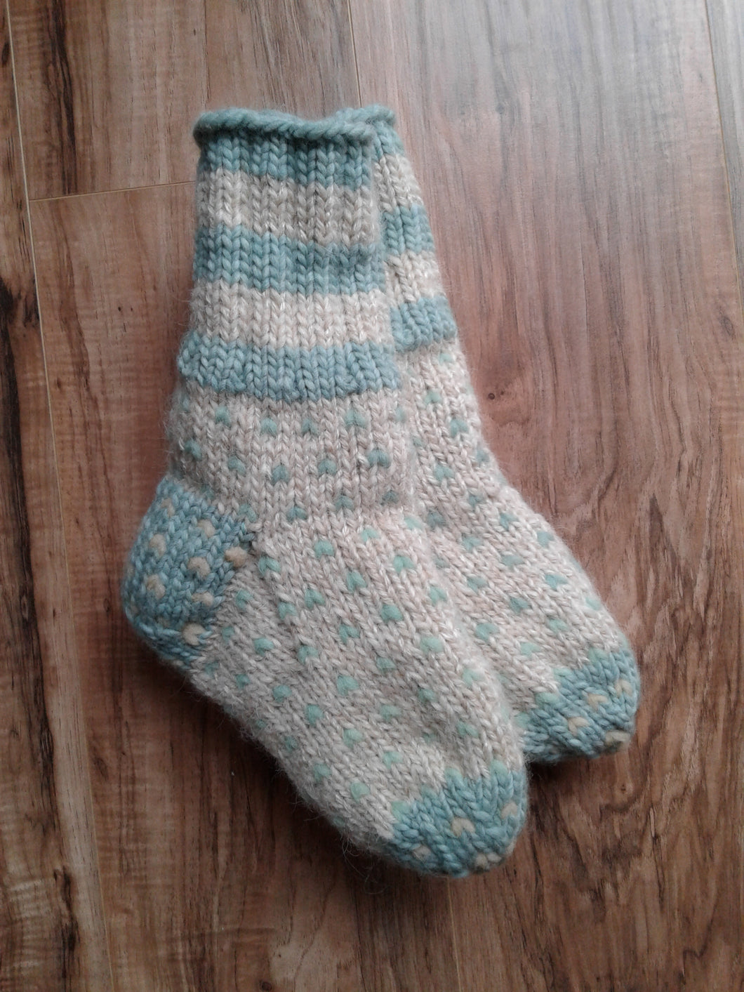 FC1-106 Slipper Socks _ White Turquoise _M