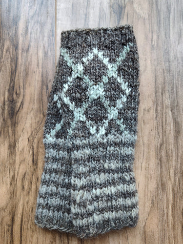 FC1-277 Wrist Warmer _ Argyle
