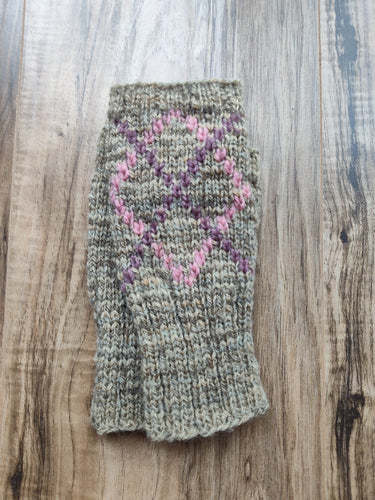 FC1-278 Wrist Warmer _ Argyle