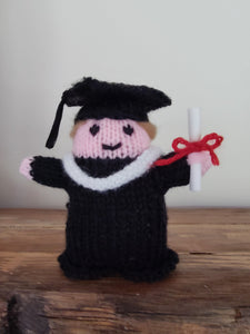 FC1-172 Hand Knit Little Figurine "The Graduate"