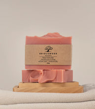 BW1-023 Rose Facial Bar