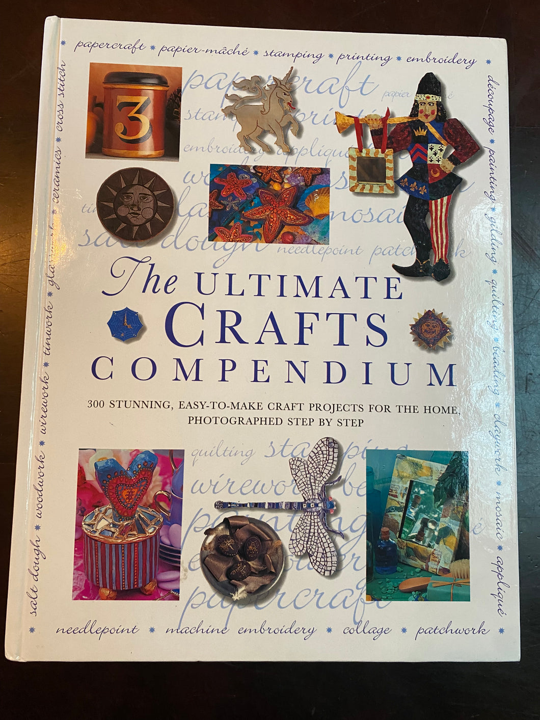 VTED1-186 Book The Ultimate Craft Compendium