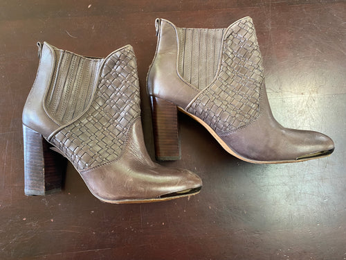 VTED1-293 Women's Shoe/ Ankle Booties w/ Basket Weave