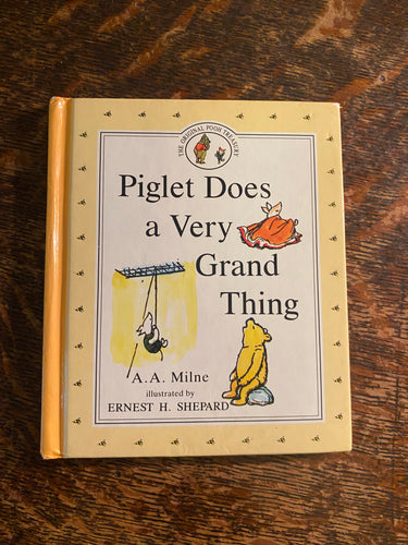 VTED1-327 *Book - Piglet Does a Very Grand Thing