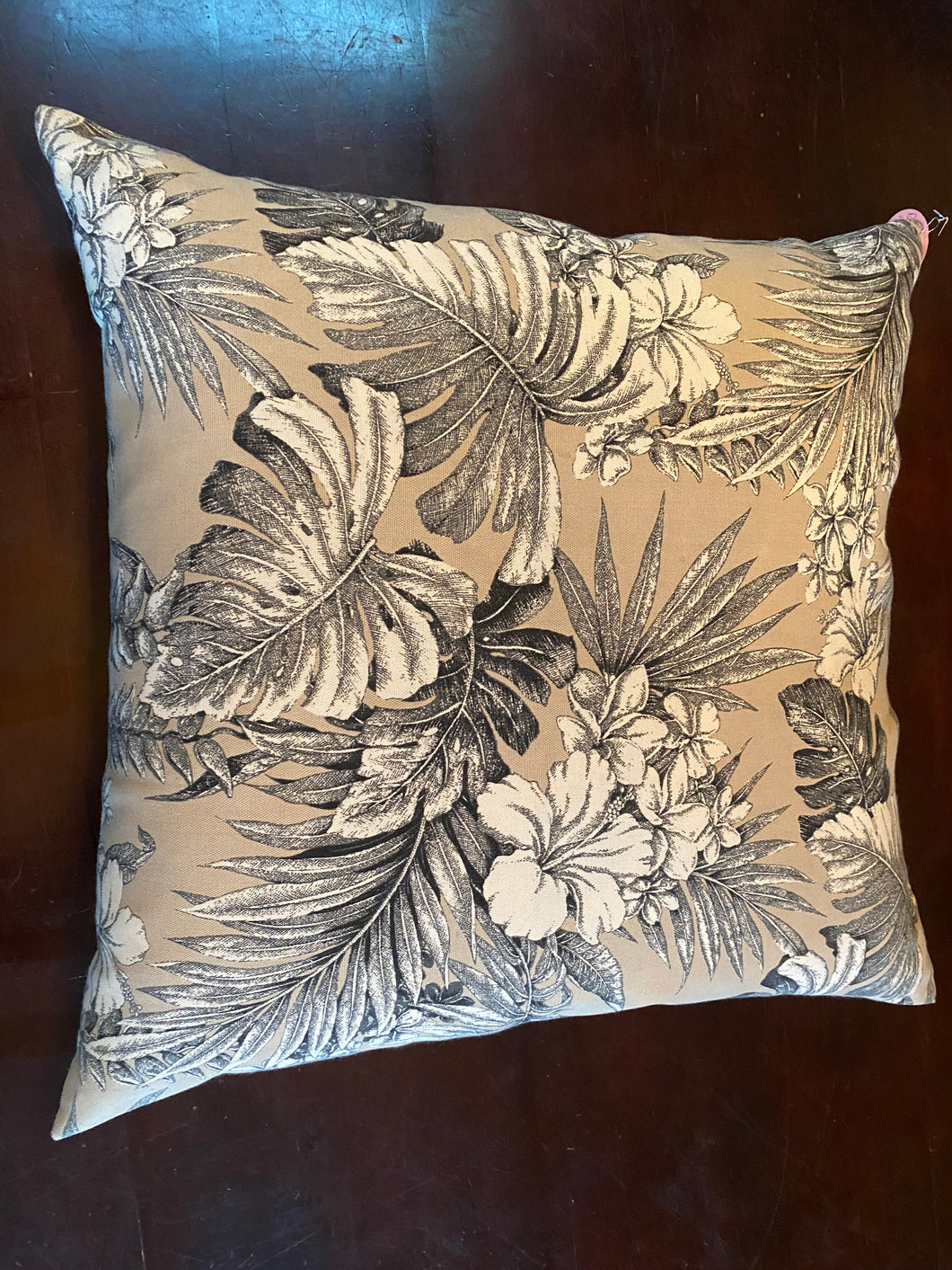 VTLD1-234 Cushion w/ Feather and Down Filling