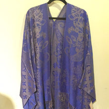 SP1-60 Kimono- Paisley and Floral Print