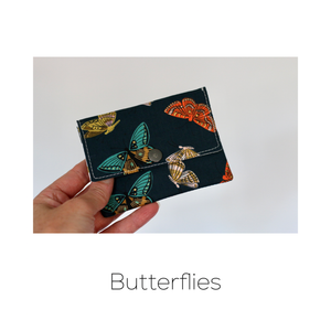BD1-03-003 Lexie Purse / Navy Butterflies