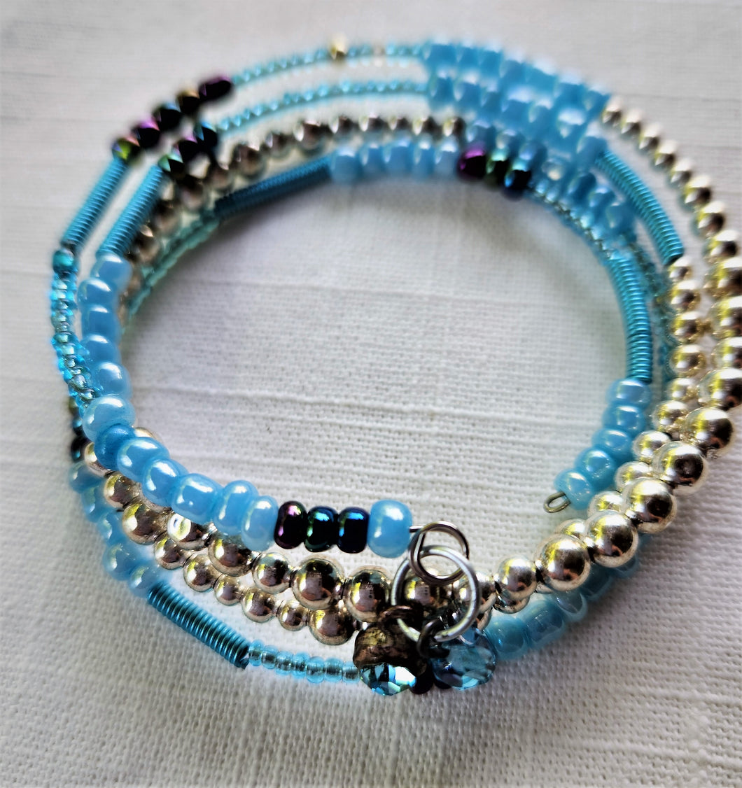 NM2-006  Bracelet Blue/Metal