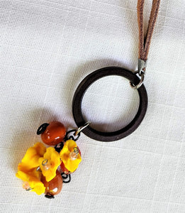 NM2-012  Necklace Polymer Flowers/Glass/ Leather strap