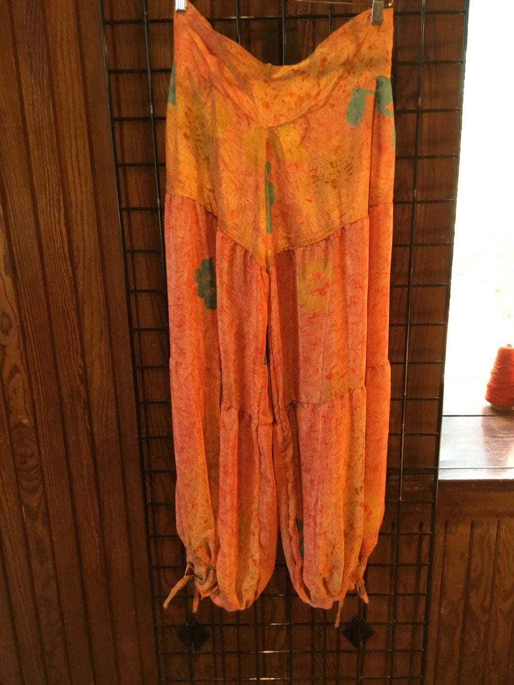 TB1-081 silk pants