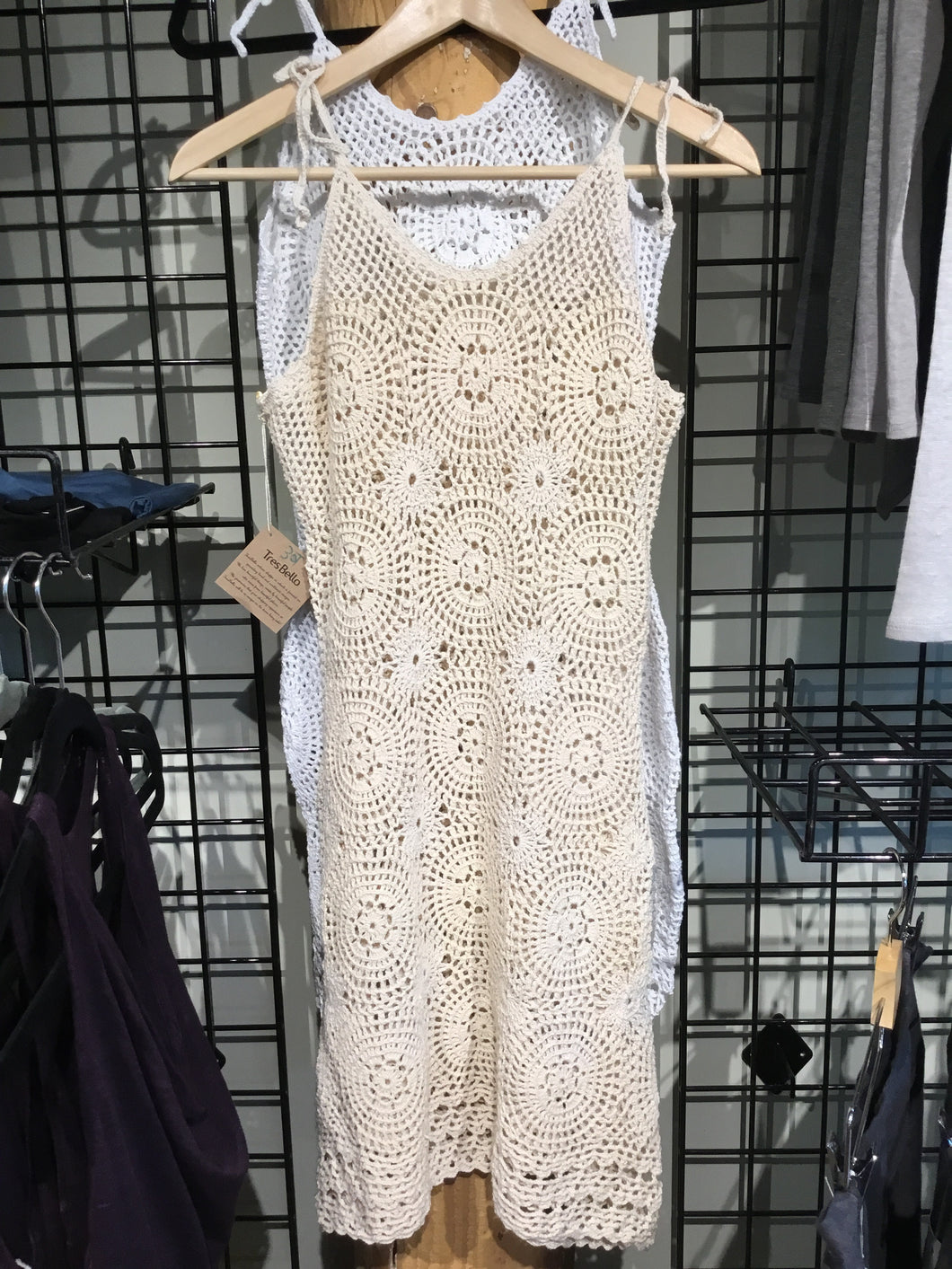 TB1-084 crochet dress