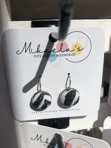 MC1-002 Leverback Stud Earrings