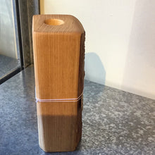 SS2-017 Wood Vase