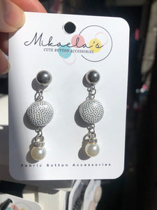 MC1-006 Drop Earrings